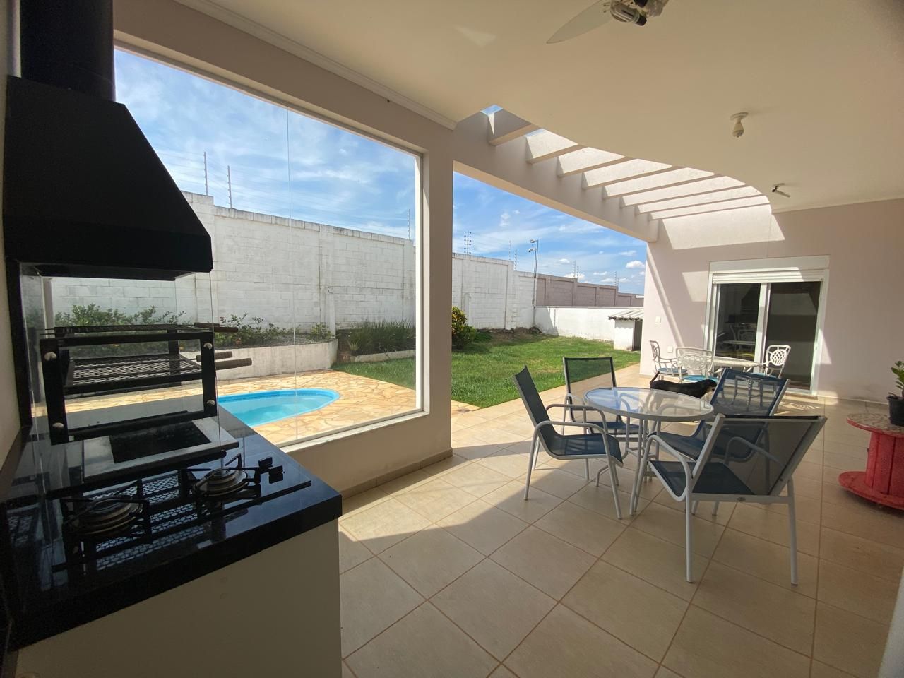 Casa de condomínio à venda no Condominio Fazenda Palmeiras Imperiais: