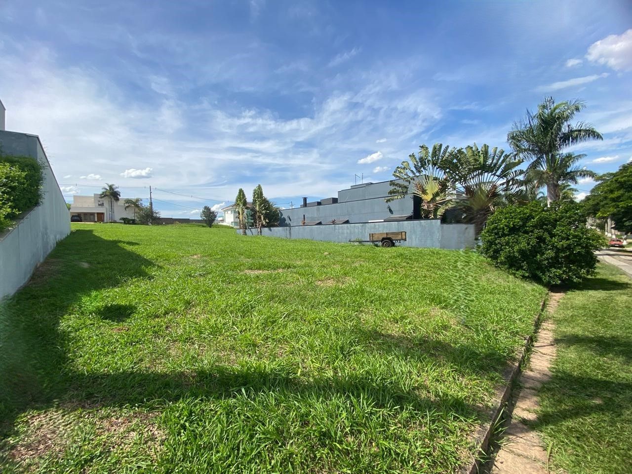 Terreno de Condomínio à venda no Condominio Fazenda Palmeiras Imperiais: