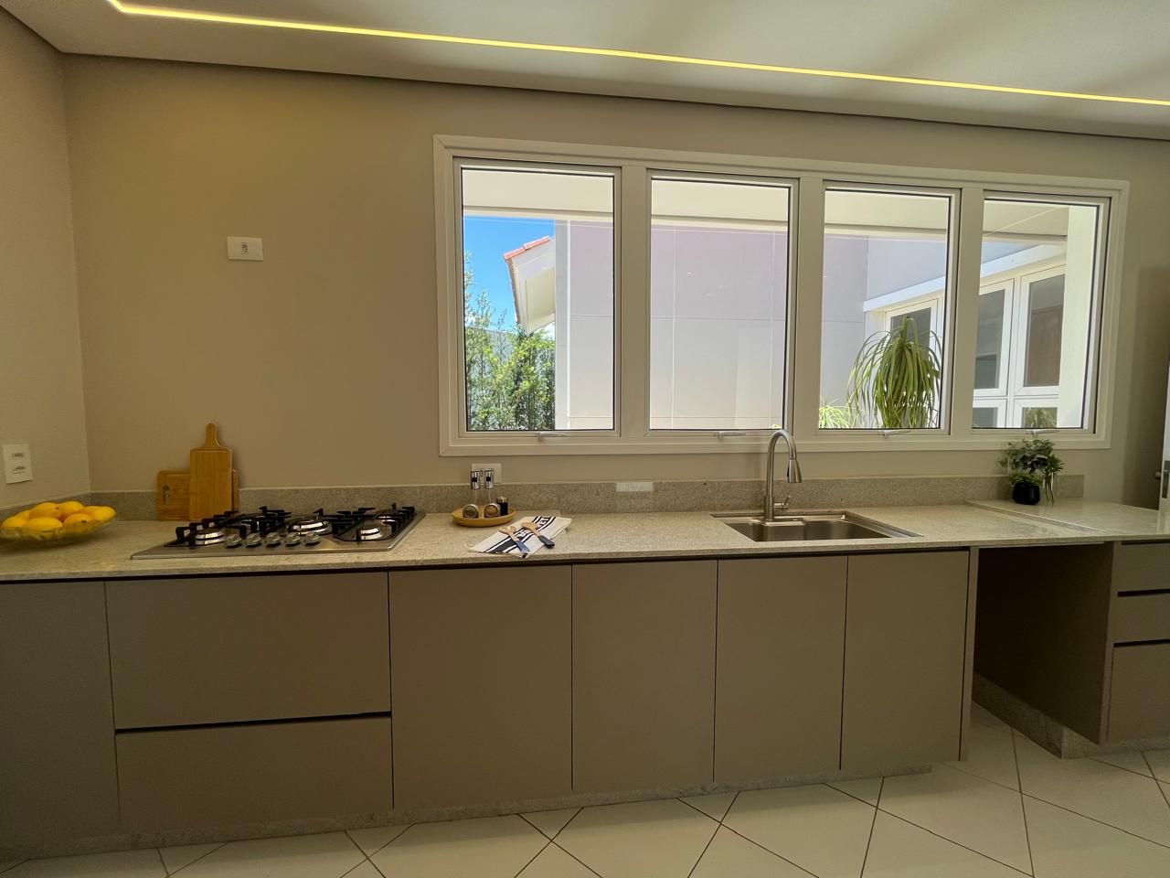 Casa de condomínio à venda no Condomínio Jardim Plaza Atheneé: