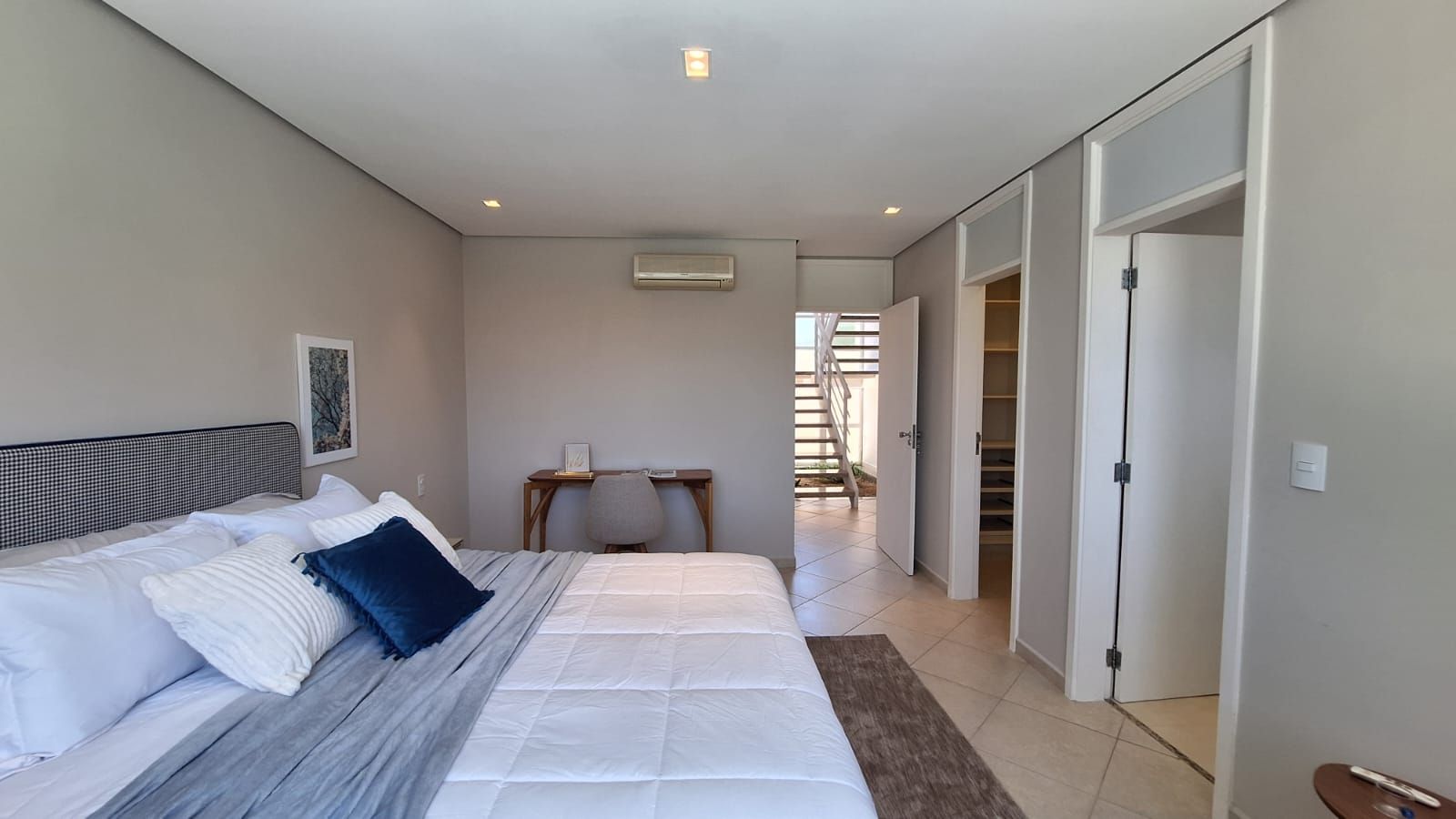 Casa de condomínio à venda no Condomínio Jardim Plaza Atheneé: