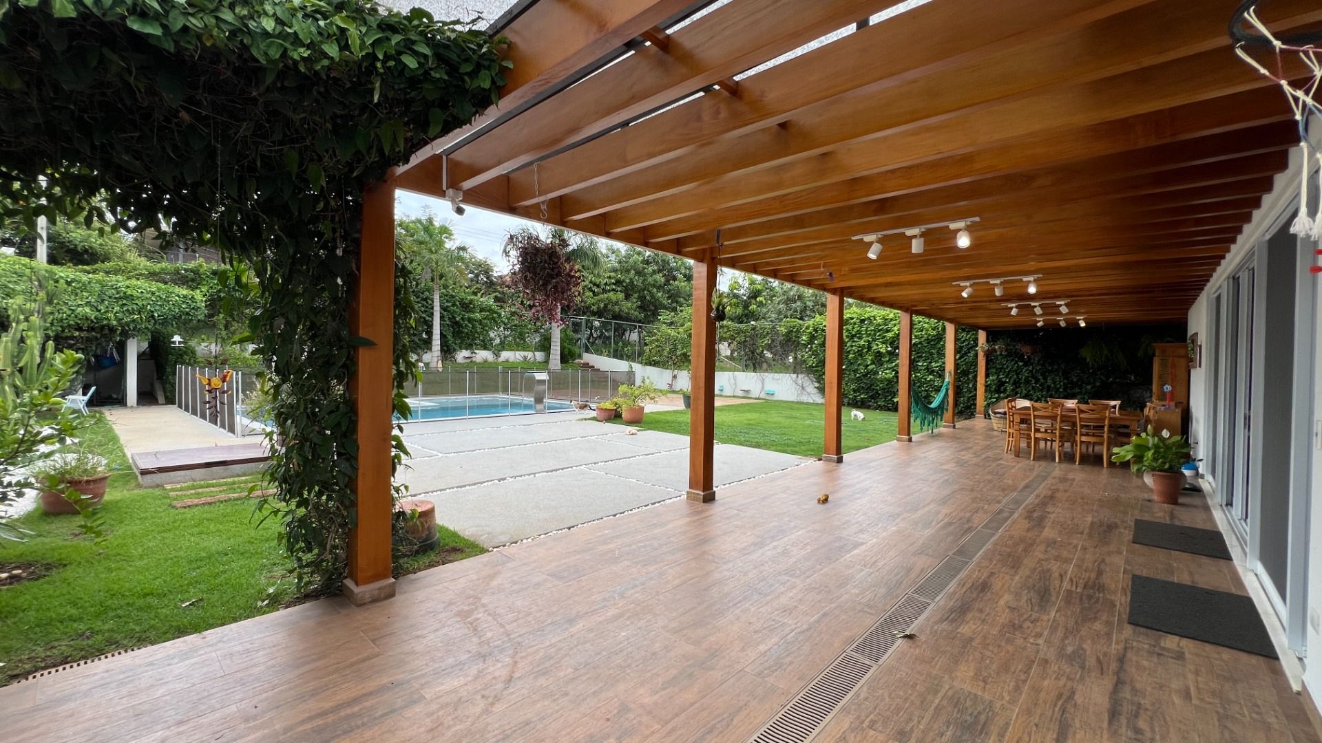 Casa à Venda no Condomínio Palmeiras Imperiais, Salto/Sp