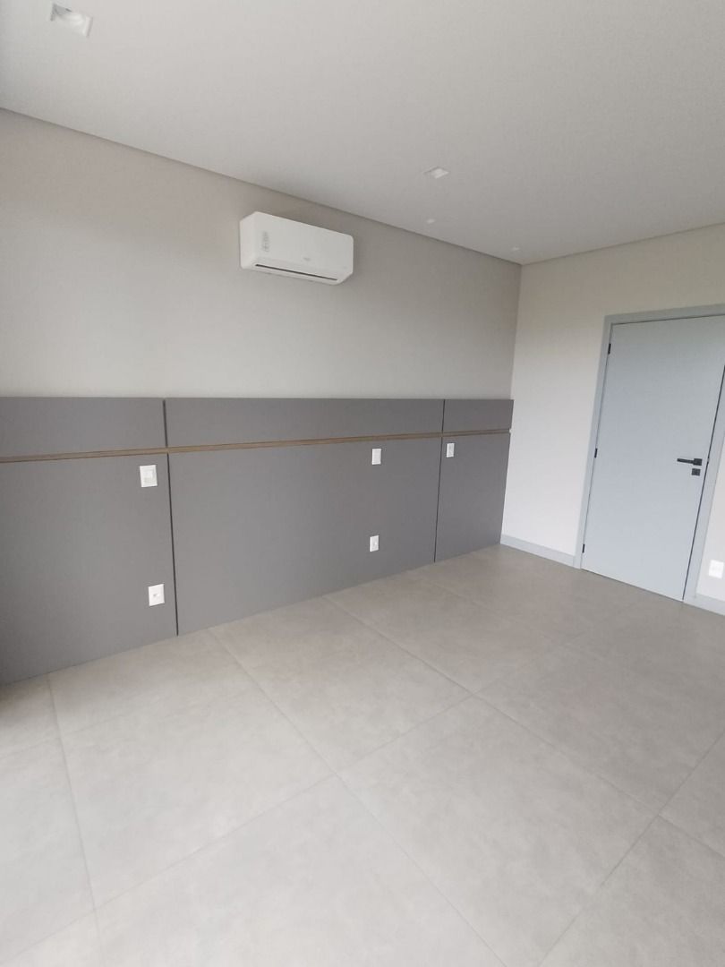 Casa de condomínio à venda no Condomínio Fazenda Alvorada: