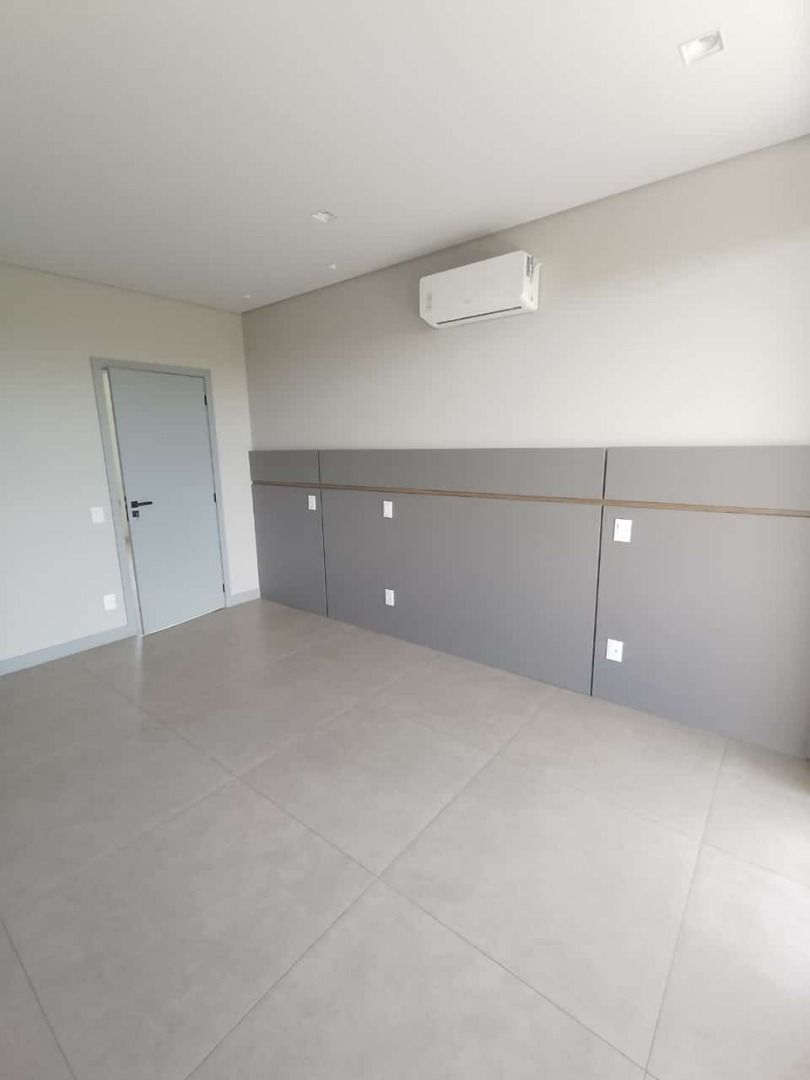 Casa de condomínio à venda no Condomínio Fazenda Alvorada: