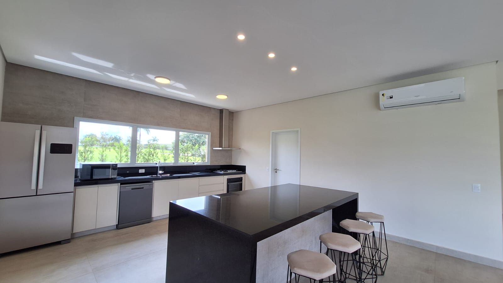 Casa de condomínio à venda no Condomínio Fazenda Alvorada: