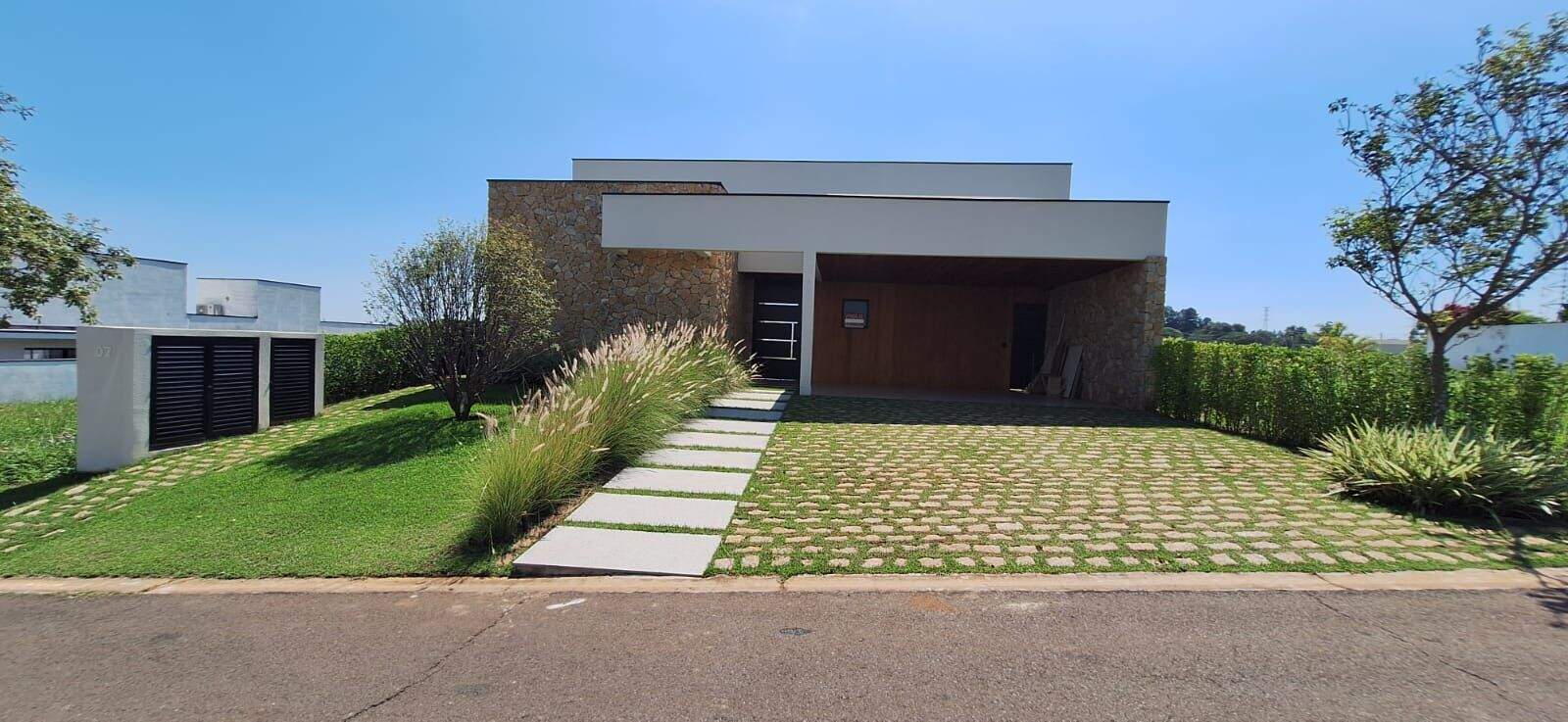 Casa à Venda no Condomínio Villas do Golfe - Itu/Sp