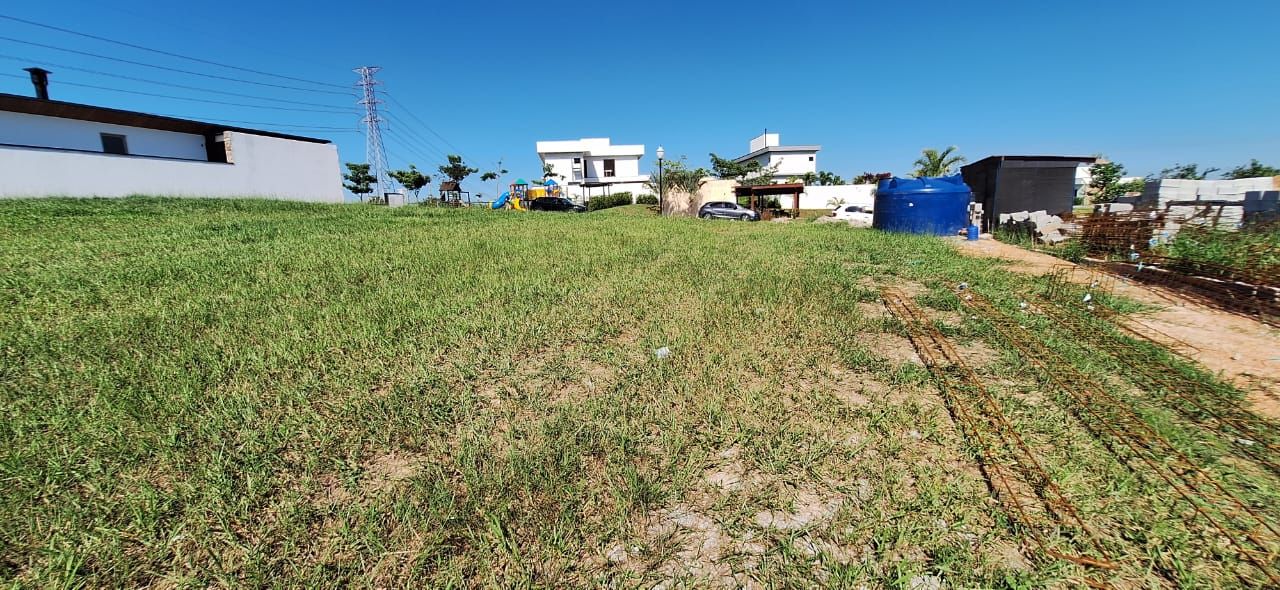 Terreno de Condomínio à venda no Condomínio Villas do Golfe: