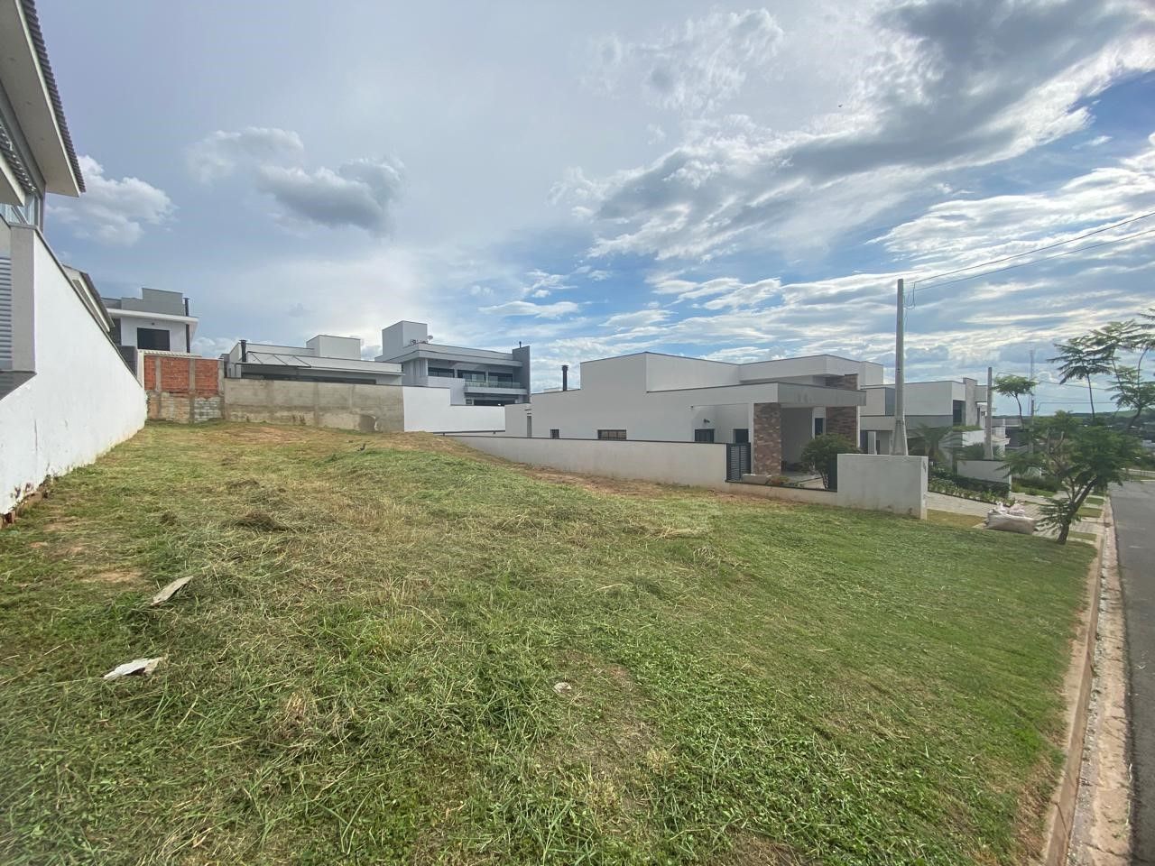 Terreno de Condomínio Portal dos Bandeirantes Salto Salto 