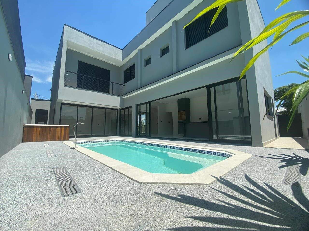 Casa à Venda no Condomínio Lagos D'icaraí em Salto/Sp