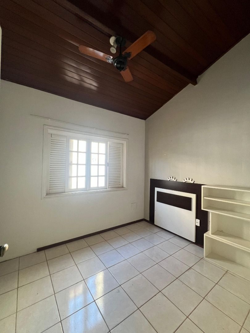 Casa de condomínio à venda no Condomínio Portal da Vila Rica: