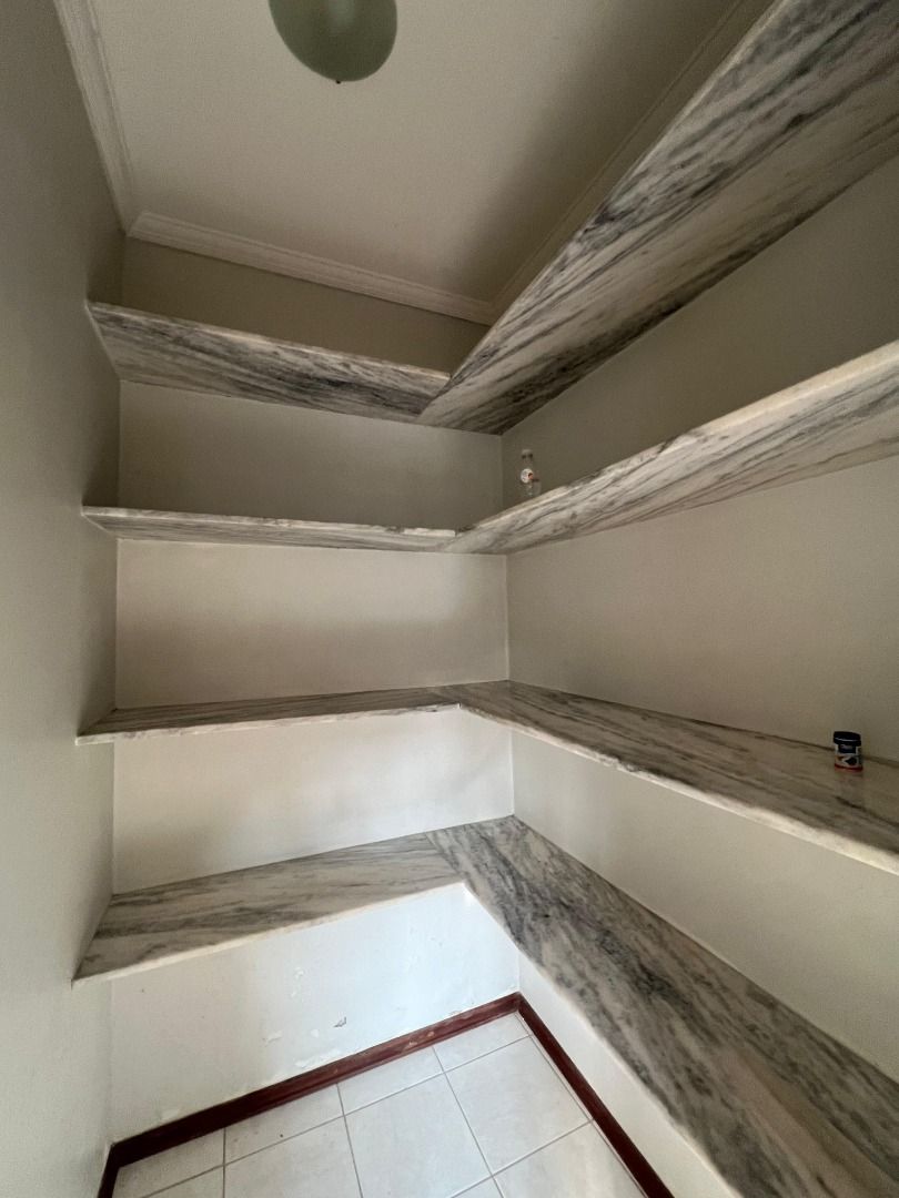 Casa de condomínio à venda no Condomínio Portal da Vila Rica: