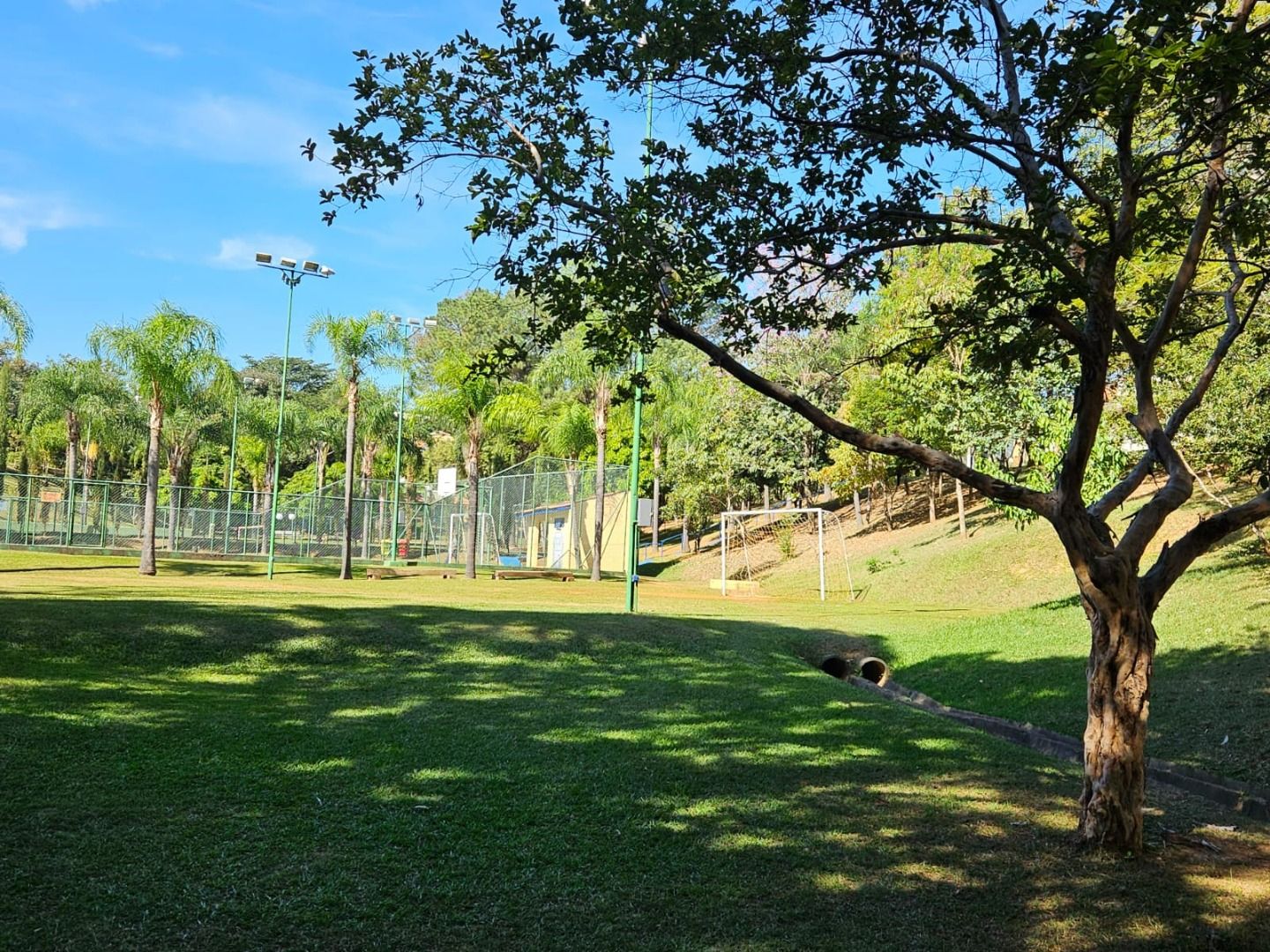 Terreno de Condomínio à venda no Condomínio Portal da Vila Rica: