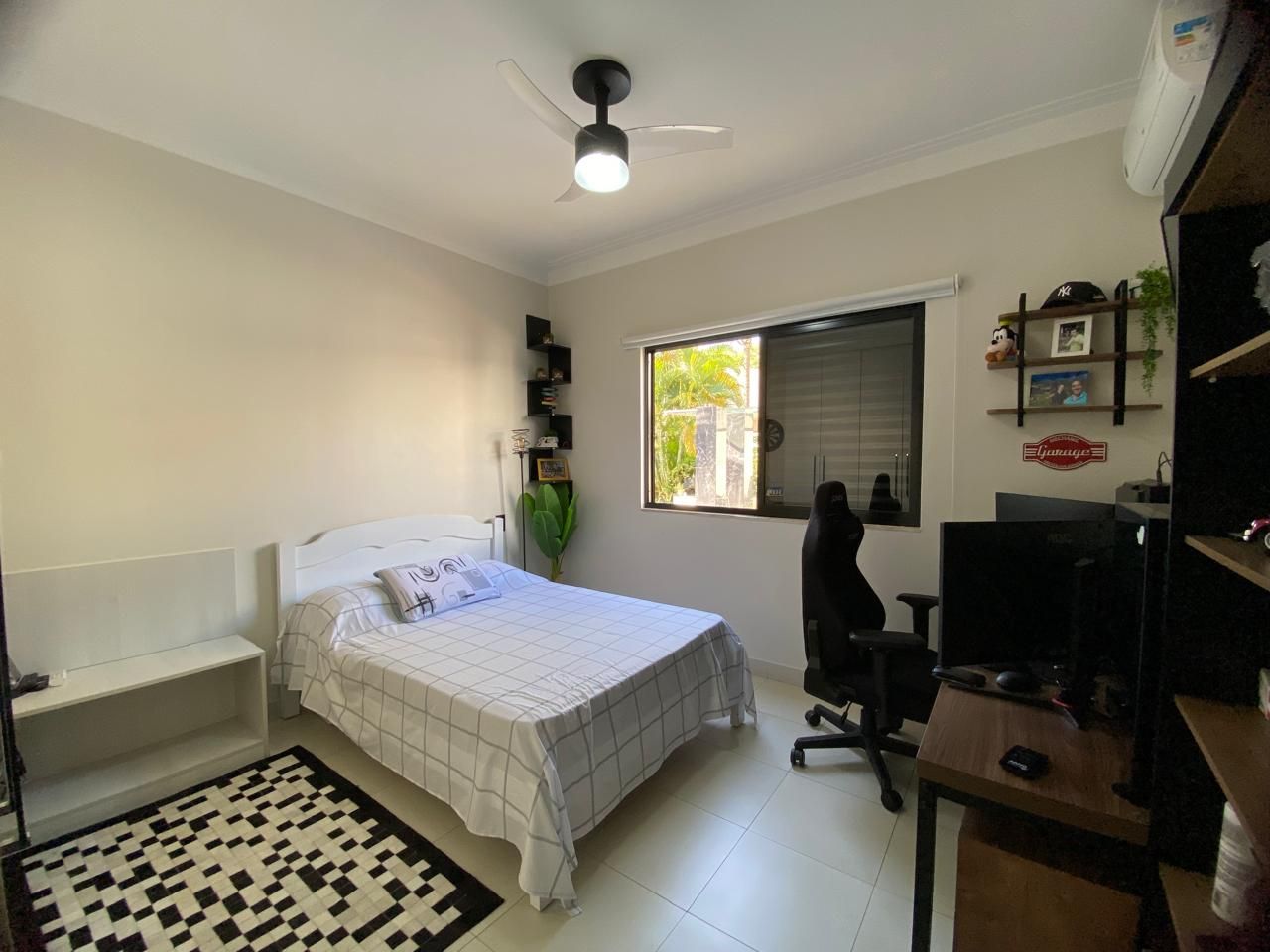 Casa de condomínio à venda no Condomínio Portal da Vila Rica: