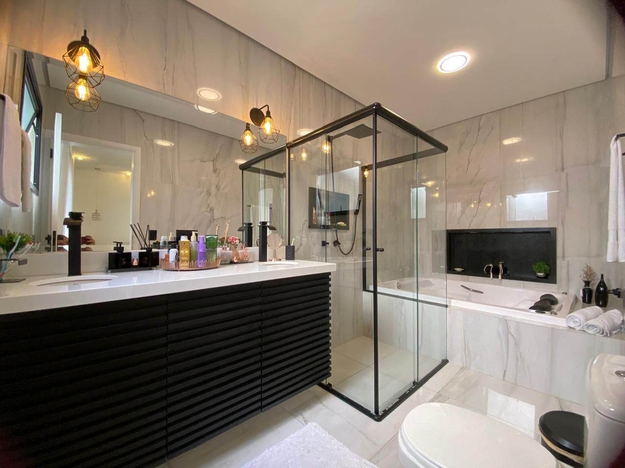 Casa de condomínio à venda no Condomínio Portal da Vila Rica: