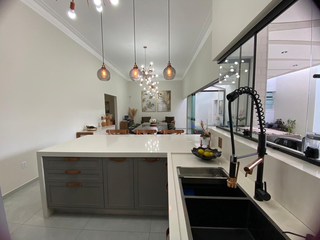 Casa de condomínio à venda no Condomínio Portal da Vila Rica: