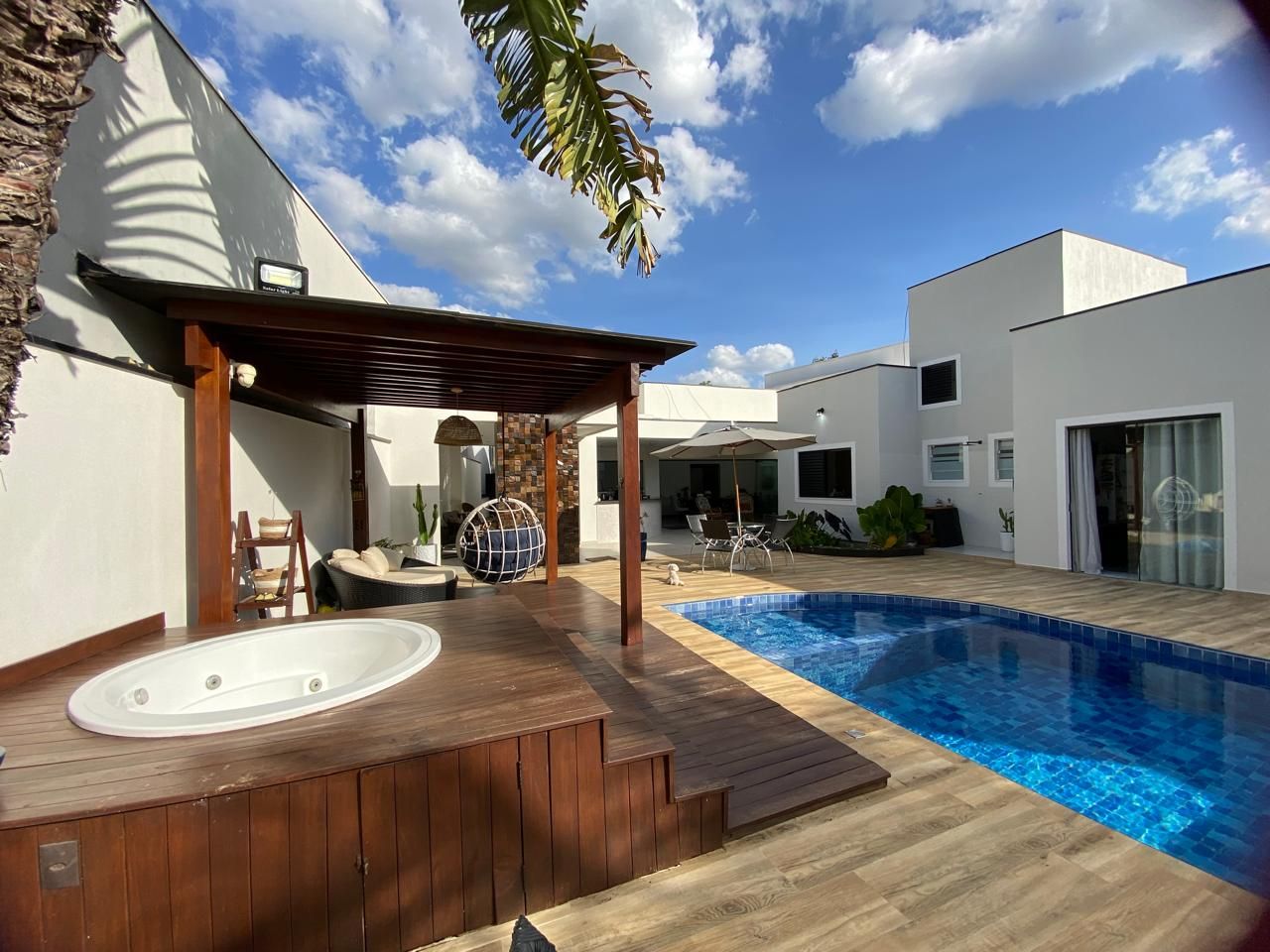 Casa de condomínio à venda no Condomínio Portal da Vila Rica: