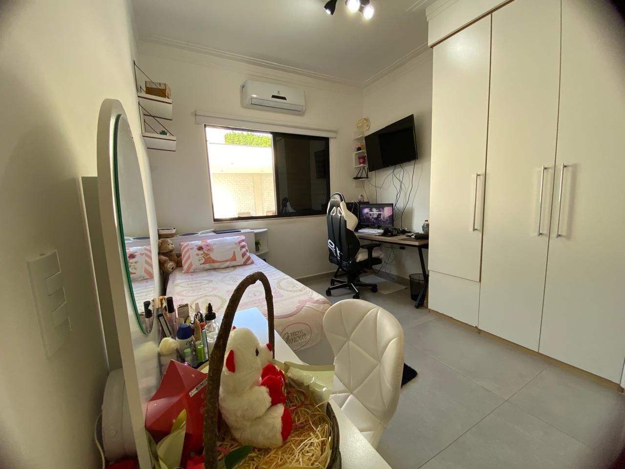 Casa de condomínio à venda no Condomínio Portal da Vila Rica: