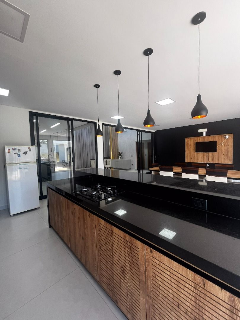 Casa de condomínio à venda no Condominio Fazenda Palmeiras Imperiais: