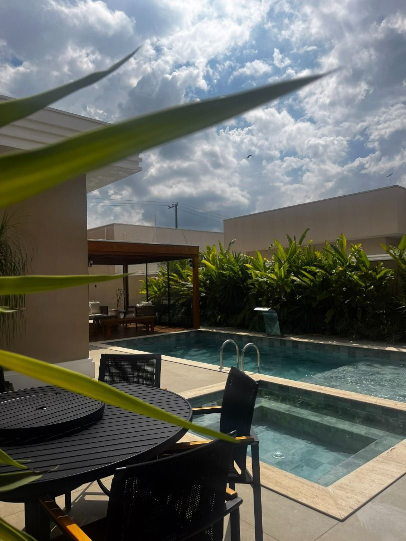 Casa de condomínio à venda no Condomínio Xapada Parque Ytu: