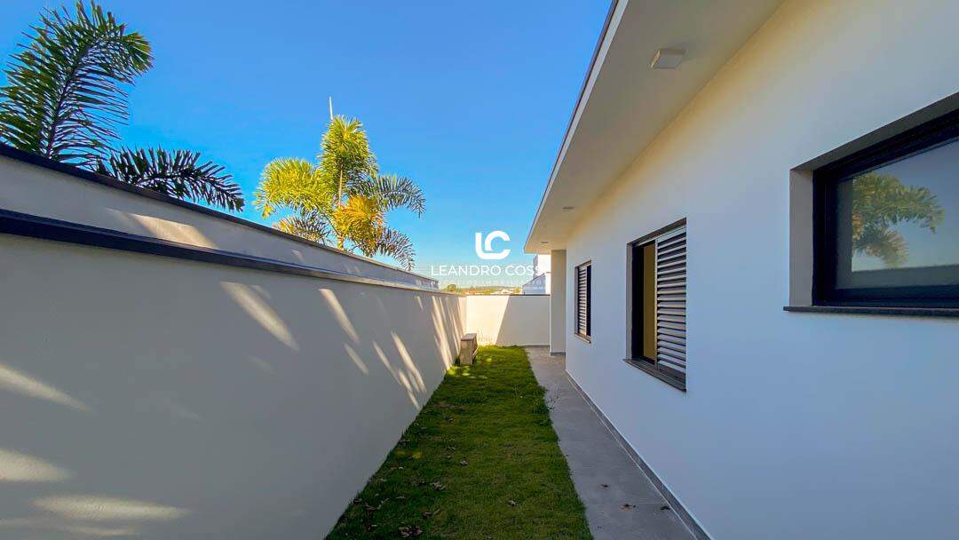 Casa de condomínio à venda no Condomínio Residencial Una: 