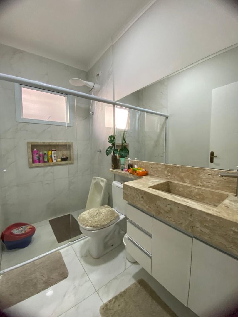 Casa de condomínio à venda no Condomínio Village Moutonnée: