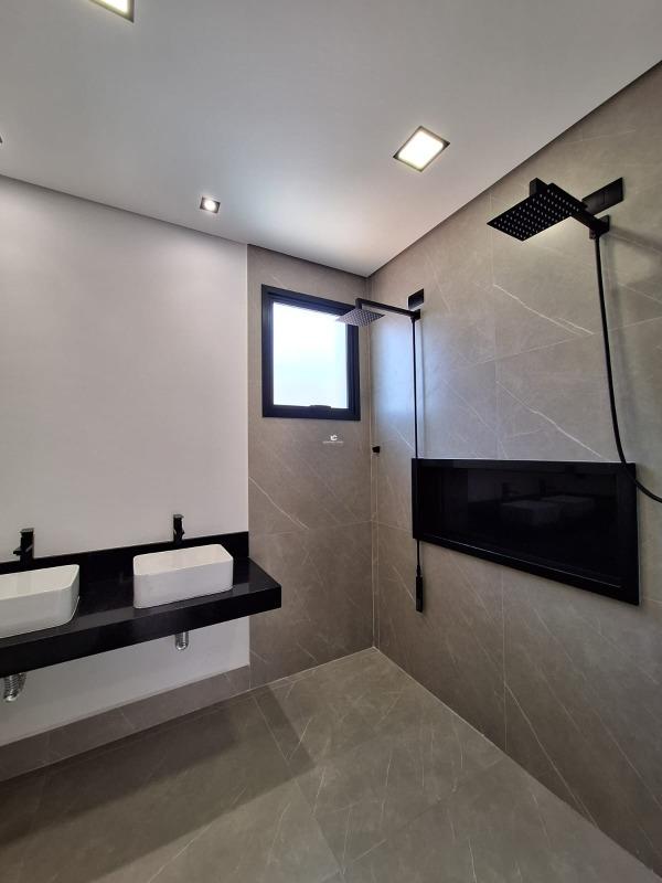 Casa de condomínio à venda no Condomínio Residencial Una: