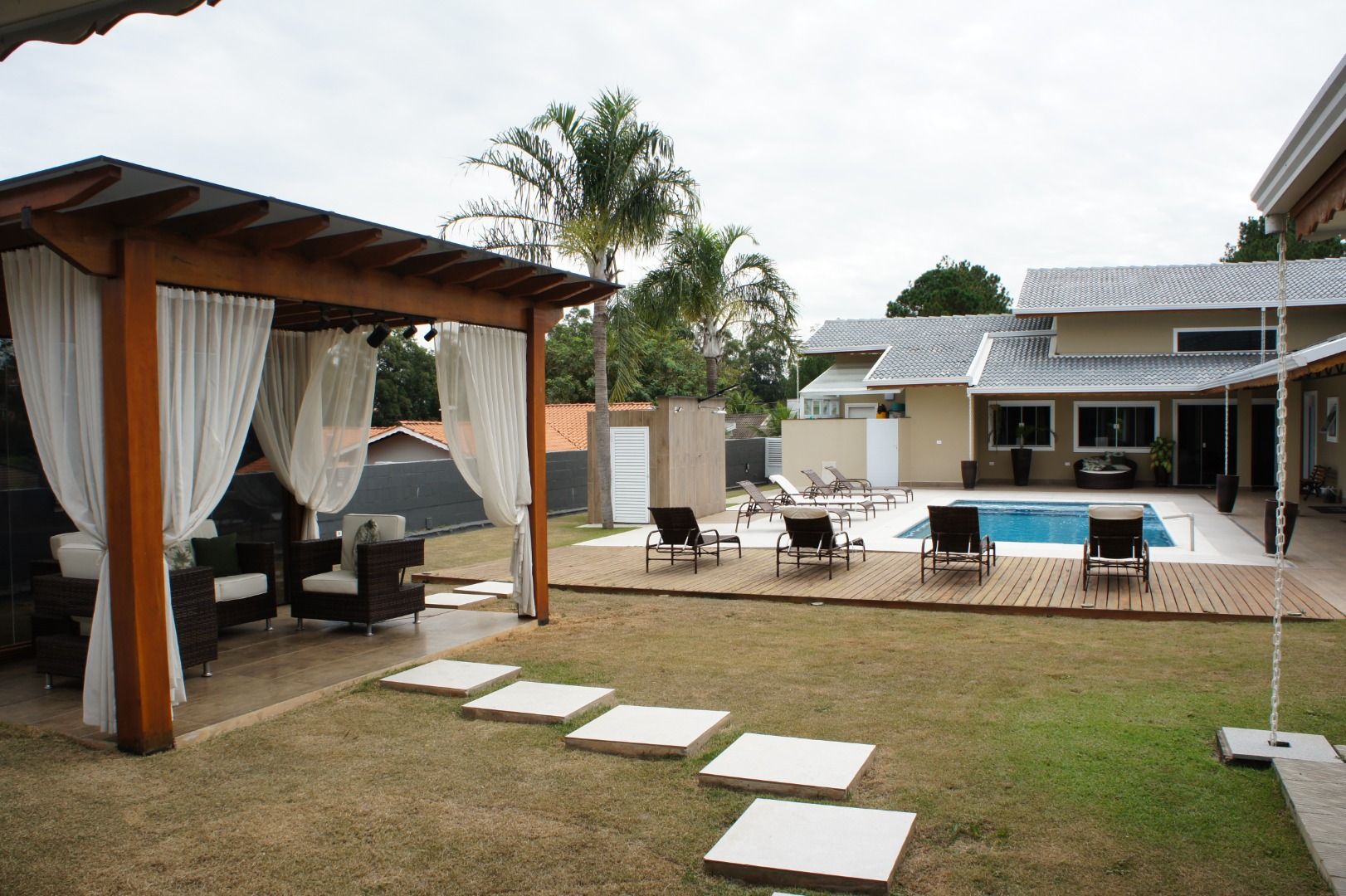 Casa de condomínio à venda no Condomínio Parque Village Castelo: