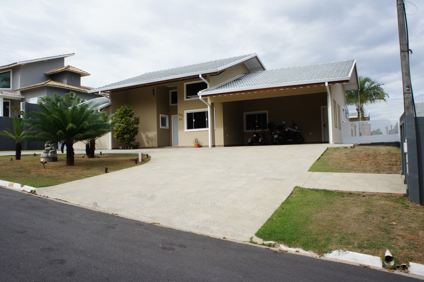 Casa de condomínio à venda no Condomínio Parque Village Castelo: