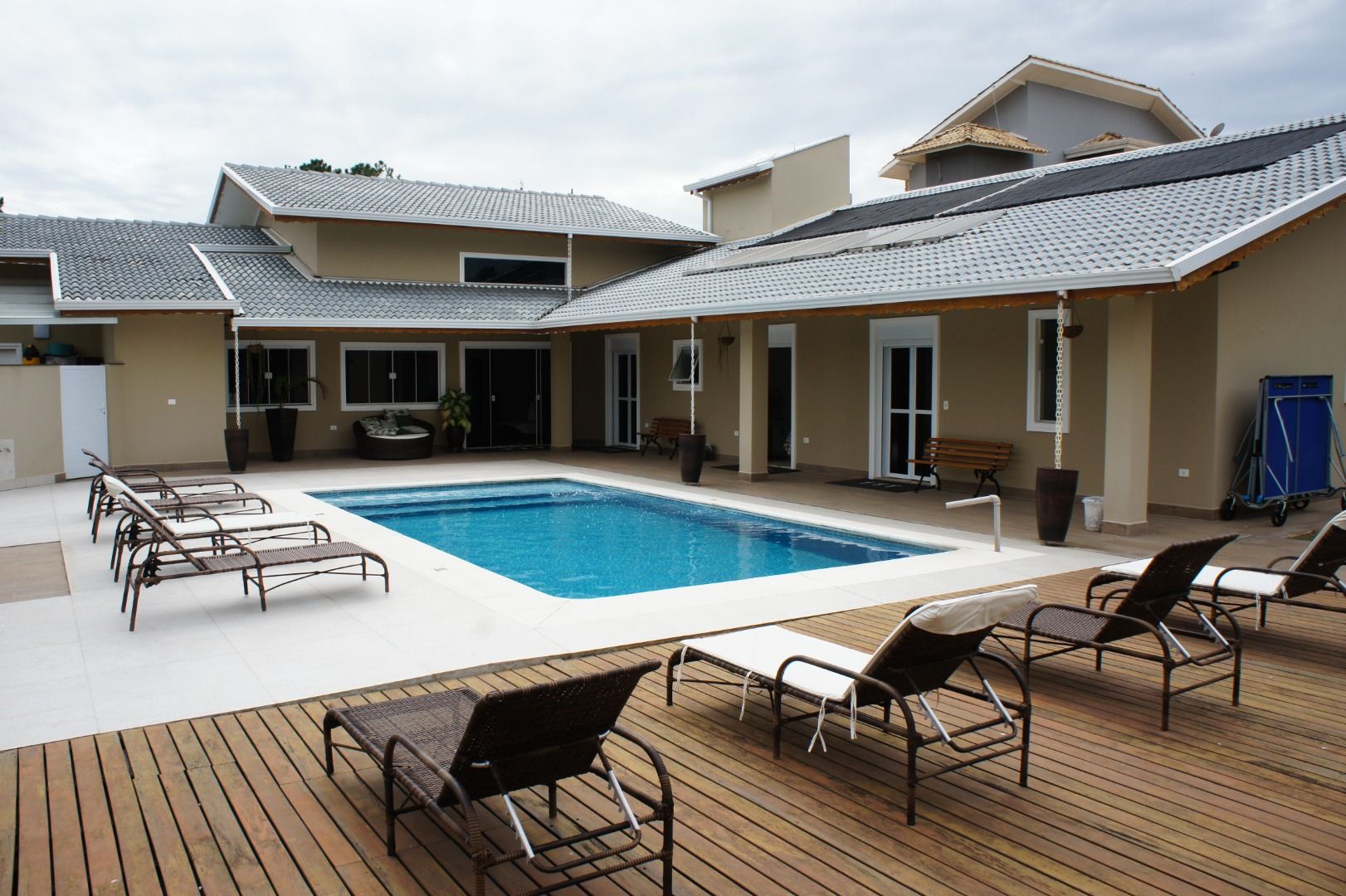 Casa de condomínio à venda no Condomínio Parque Village Castelo: