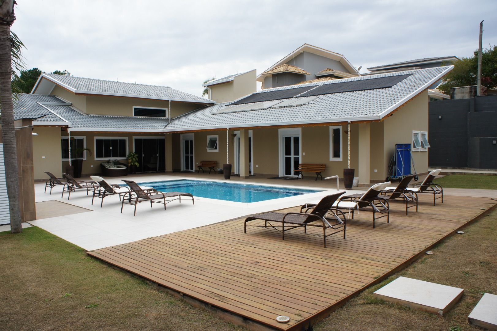 Casa de condomínio à venda no Condomínio Parque Village Castelo: