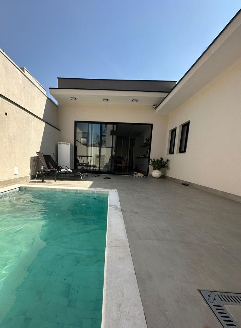 Casa de condomínio à venda no Condomínio Residencial Mont Blanc: