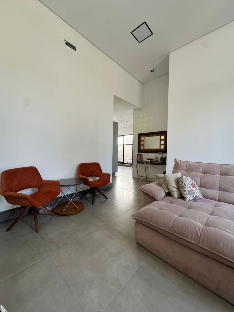 Casa de condomínio à venda no Condomínio Residencial Mont Blanc: