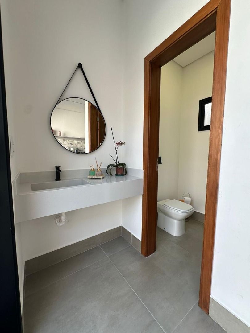 Casa de condomínio à venda no Condomínio Residencial Mont Blanc: