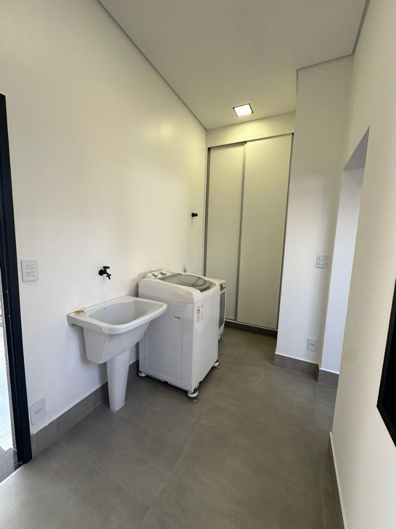 Casa de condomínio à venda no Condomínio Residencial Mont Blanc: