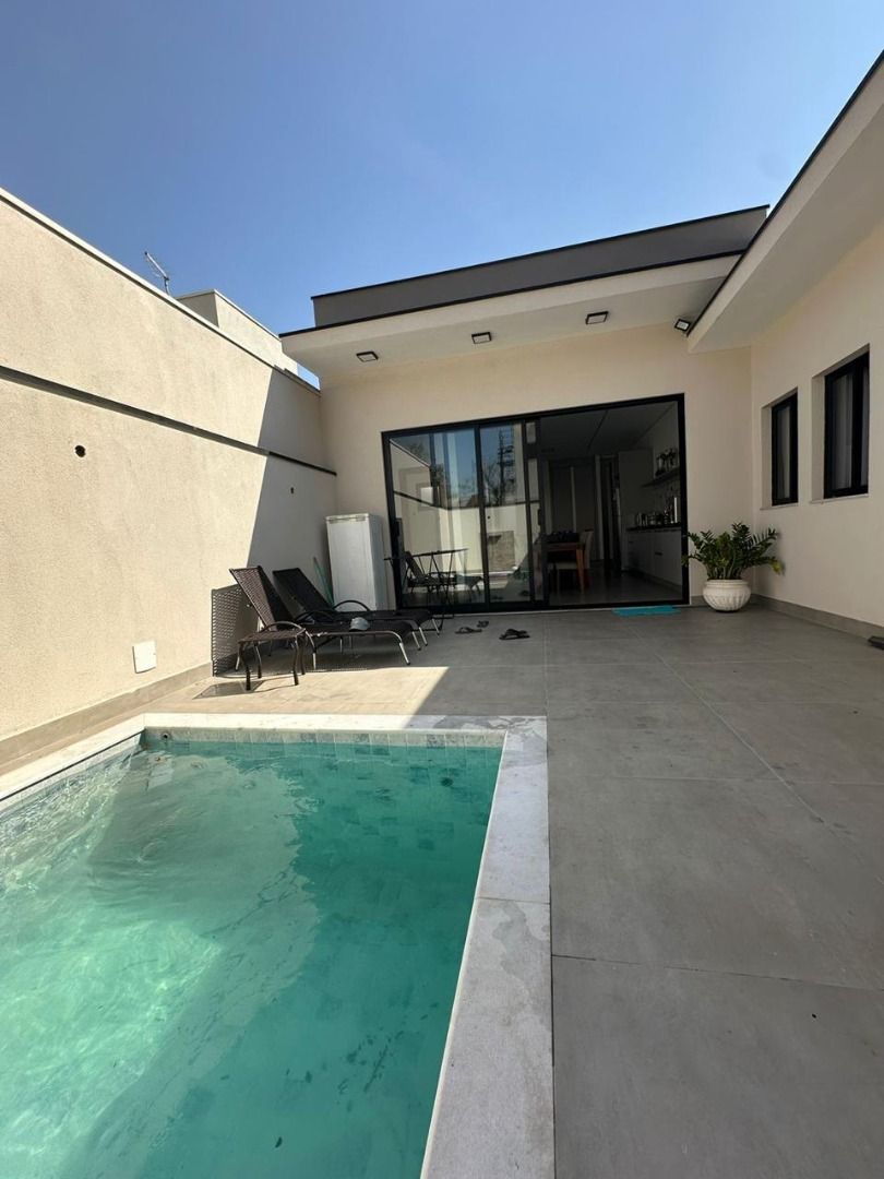 Casa de condomínio à venda no Condomínio Residencial Mont Blanc: