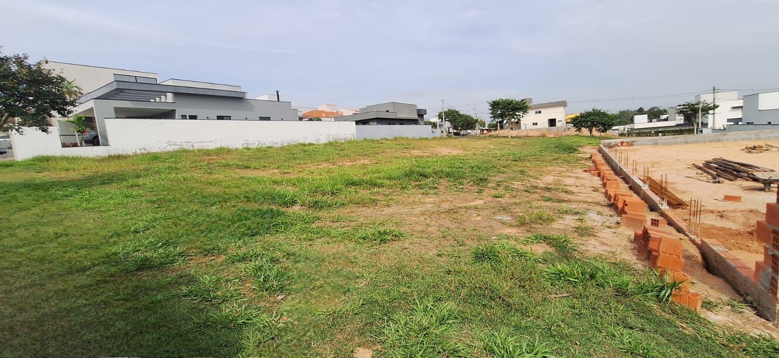 Terreno de Condomínio à venda no Portal dos Bandeirantes Salto: