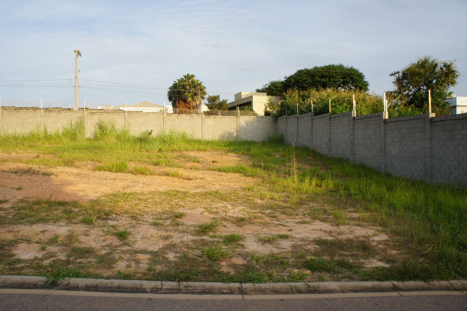 Terreno a Venda no Condomínio Vila dos Manacás em Itu/Sp