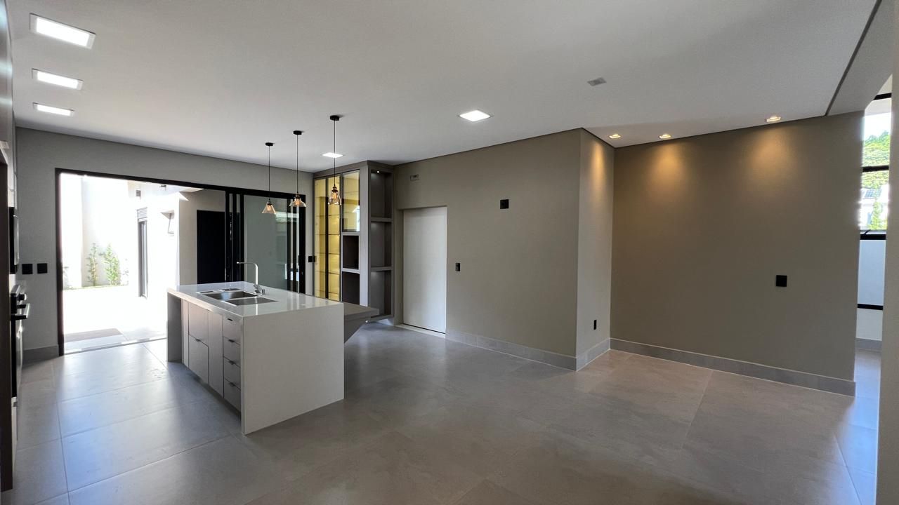 Casa de condomínio à venda no Portal dos Bandeirantes Salto: