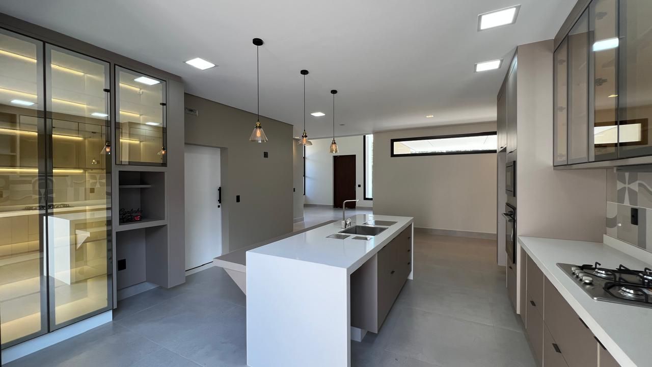 Casa de condomínio à venda no Portal dos Bandeirantes Salto: