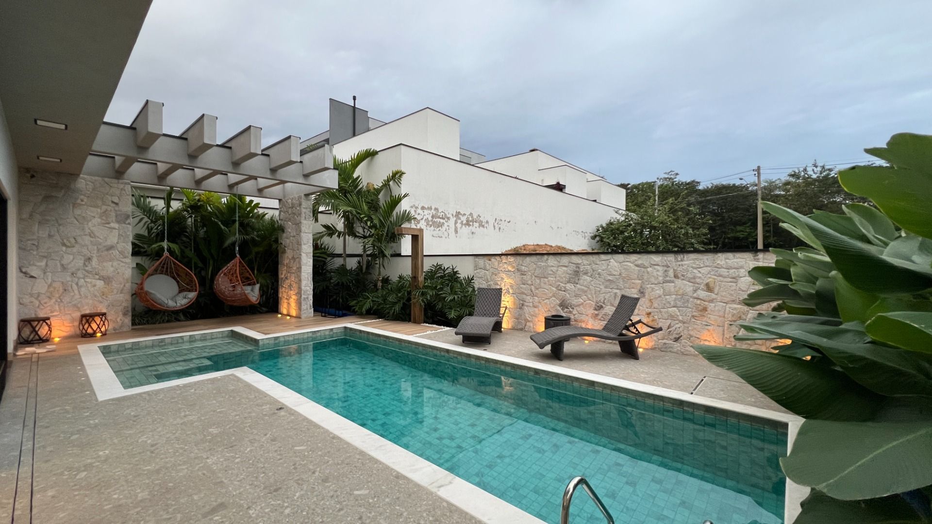 Casa à Venda no Condomínio Portal dos Bandeirantes em Salto Sp.