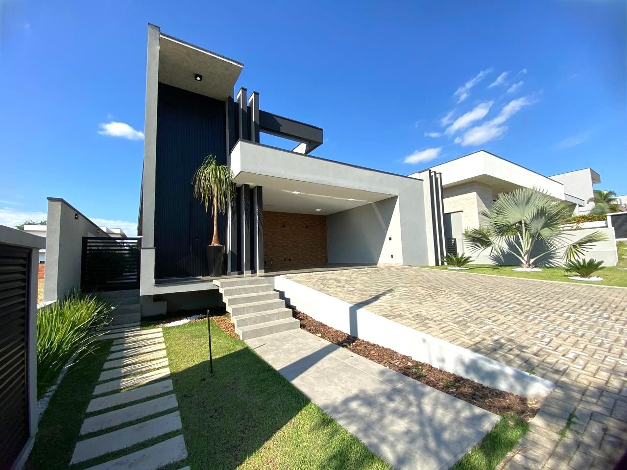 Casa a Venda no Condominio Portal dos Bandeirantes em Salto/Sp