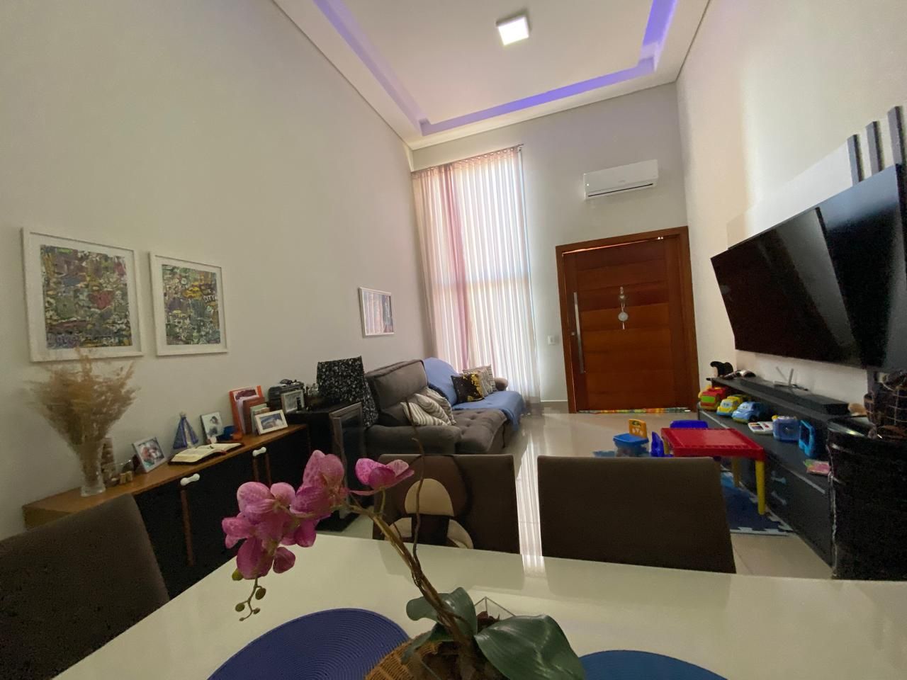 Casa de condomínio à venda no Condomínio Village Moutonnée: