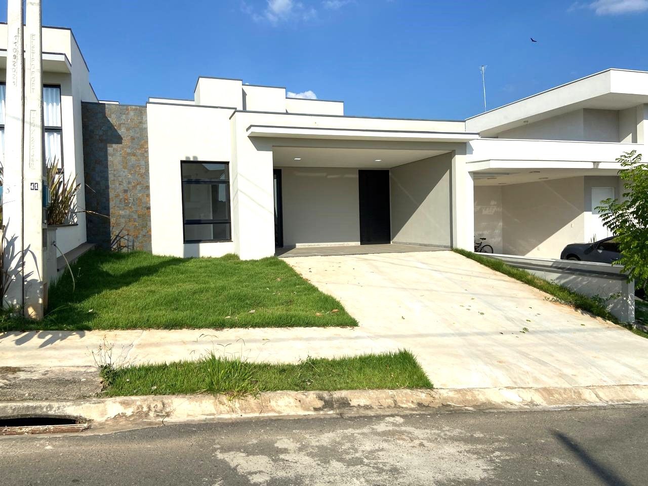 Casa à Venda no Condomínio Gardenville em Itu/Sp