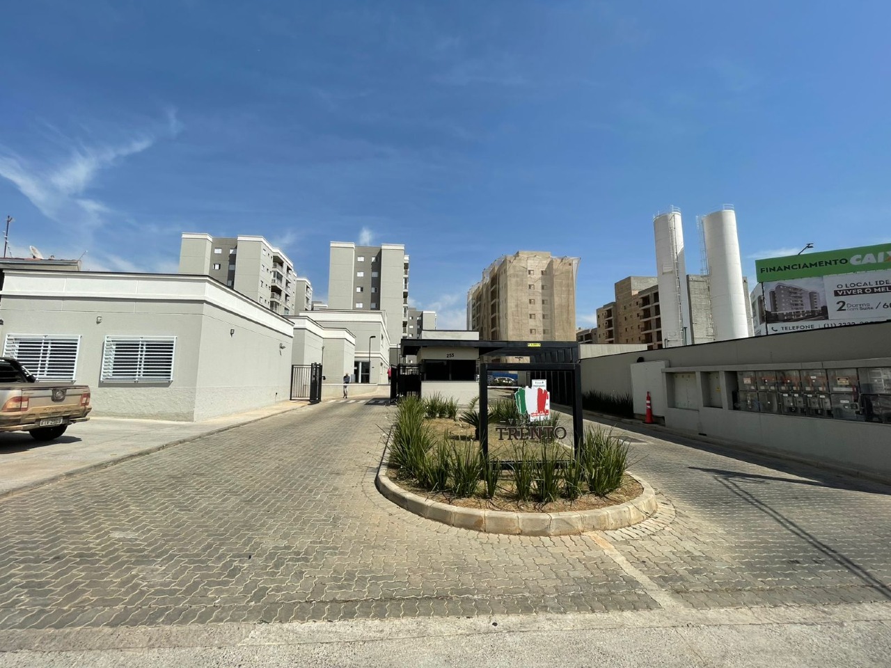 Apartamento para aluguel no Condomínio Villa di Trento: