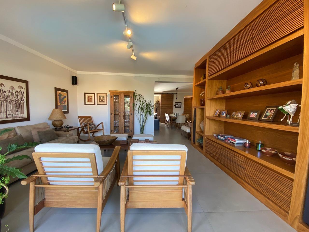 Casa de condomínio à venda no Condomínio Campos de Santo Antônio: