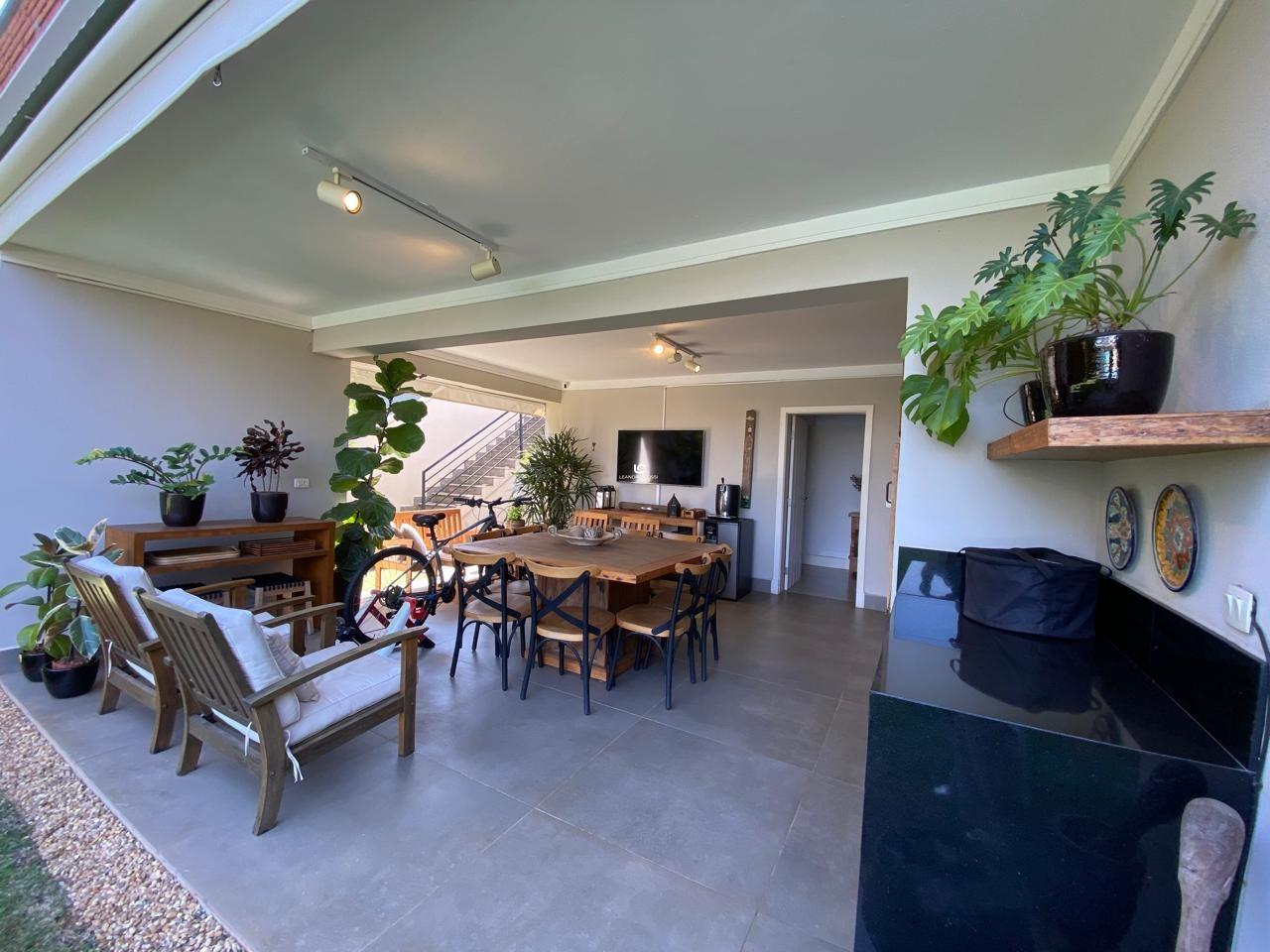 Casa de condomínio à venda no Condomínio Campos de Santo Antônio: