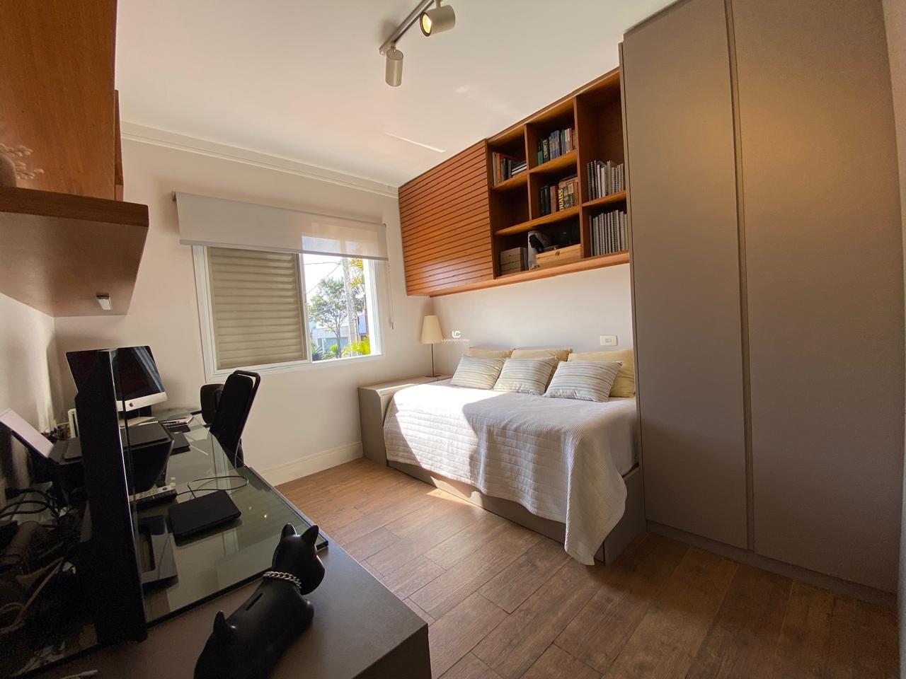 Casa de condomínio à venda no Condomínio Campos de Santo Antônio: