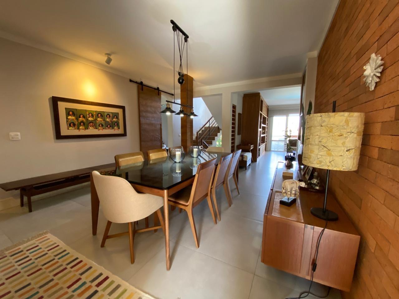 Casa de condomínio à venda no Condomínio Campos de Santo Antônio: