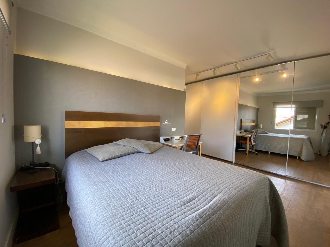 Casa de condomínio à venda no Condomínio Campos de Santo Antônio: