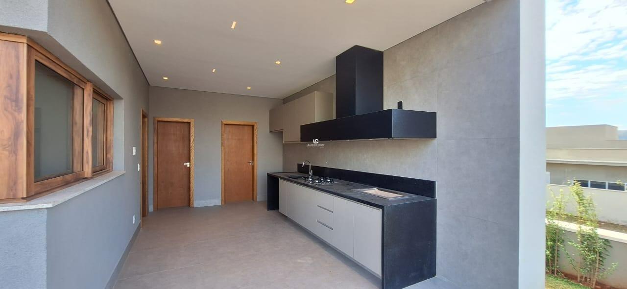 Casa de condomínio à venda no Residencial Parque Campos de Santo Antônio II: