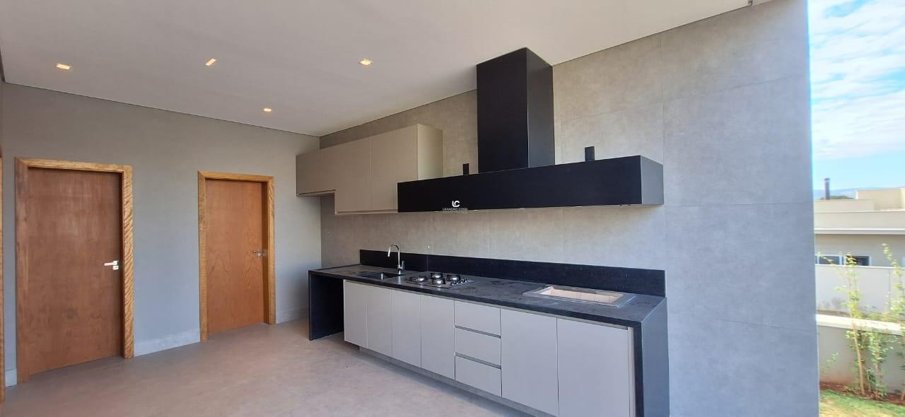 Casa de condomínio à venda no Residencial Parque Campos de Santo Antônio II: